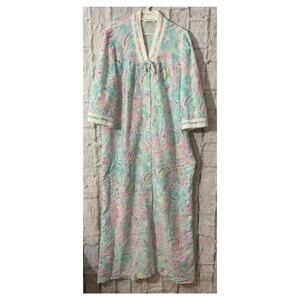 Vintage Miss Elaine At Home Large Made in USA Robe